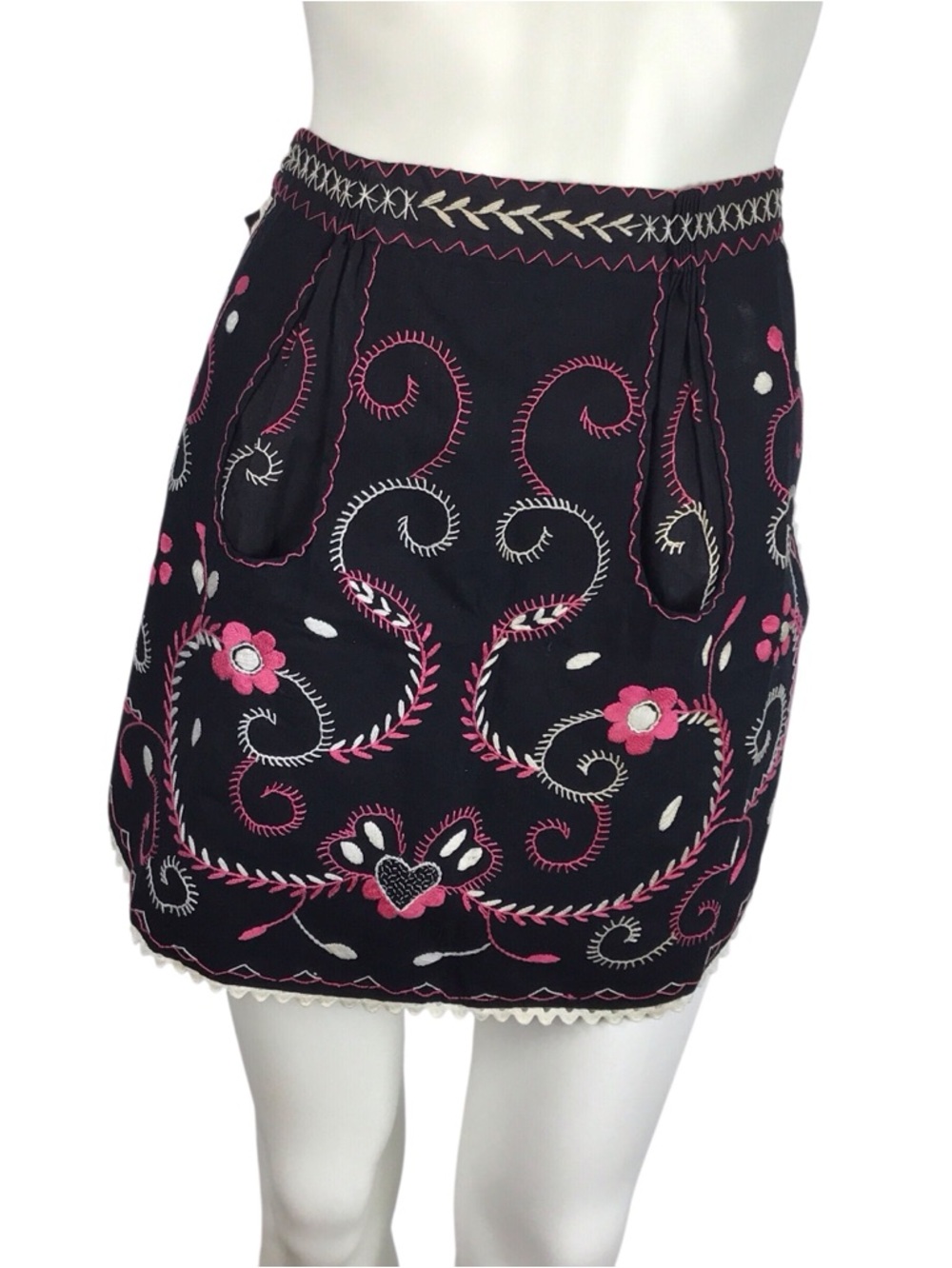 Hand Crafted Embroidered Black & Pink Floral Apron Waist Half